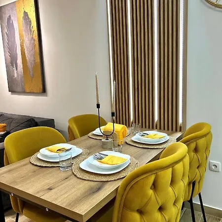 Lux-besplatno Koriscenje Zasebne Garaze Apartment Sremska Mitrovica
