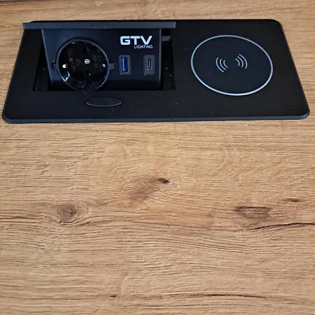 Διαμέρισμα Lux-besplatno Koriscenje Zasebne Garaze Σρέμσκα Μιτρόβιτσα